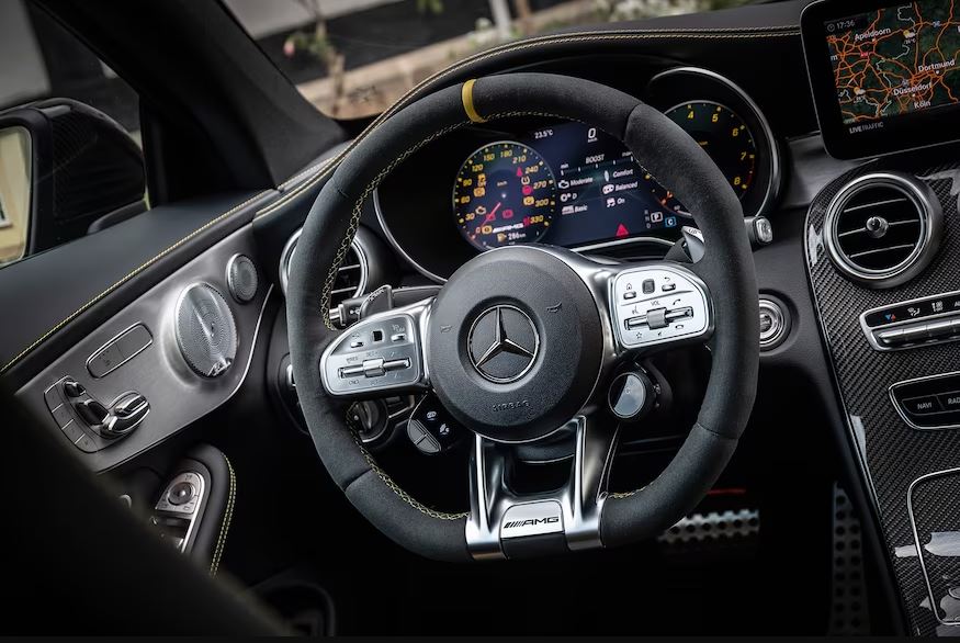 Mercedes-AMG C 63 S Coupe trillingen