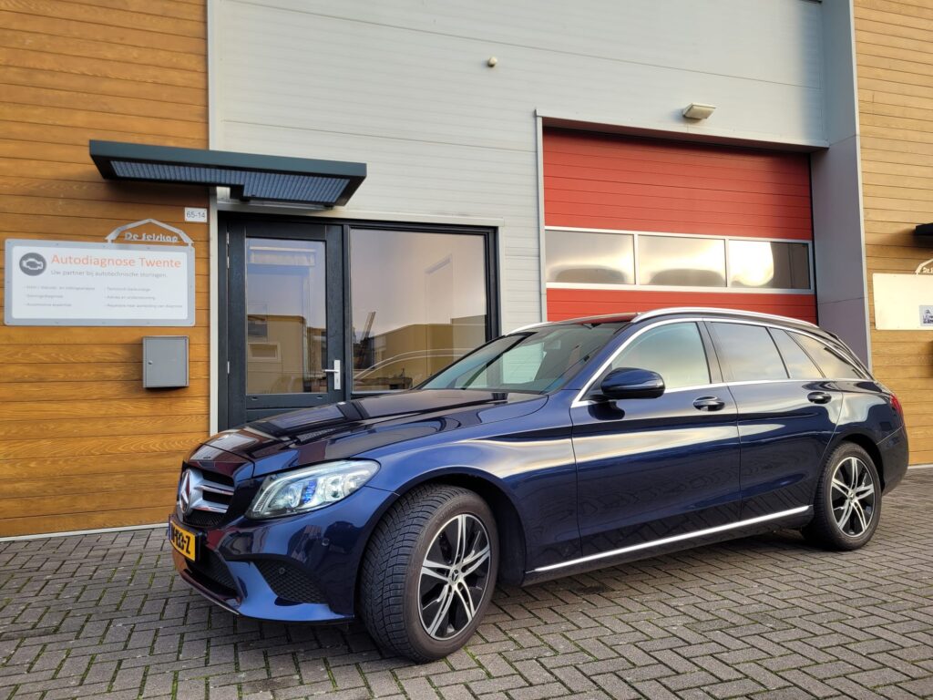 Mercedes C-klasse trilling