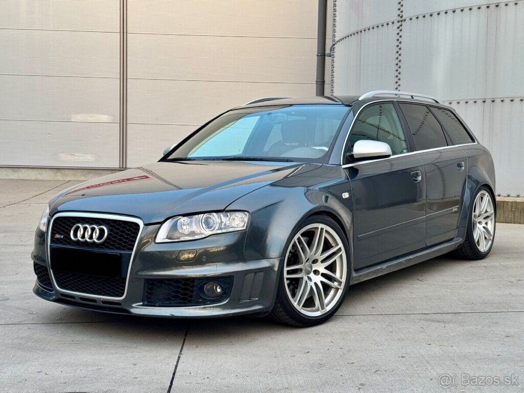 Audi RS4 trilling